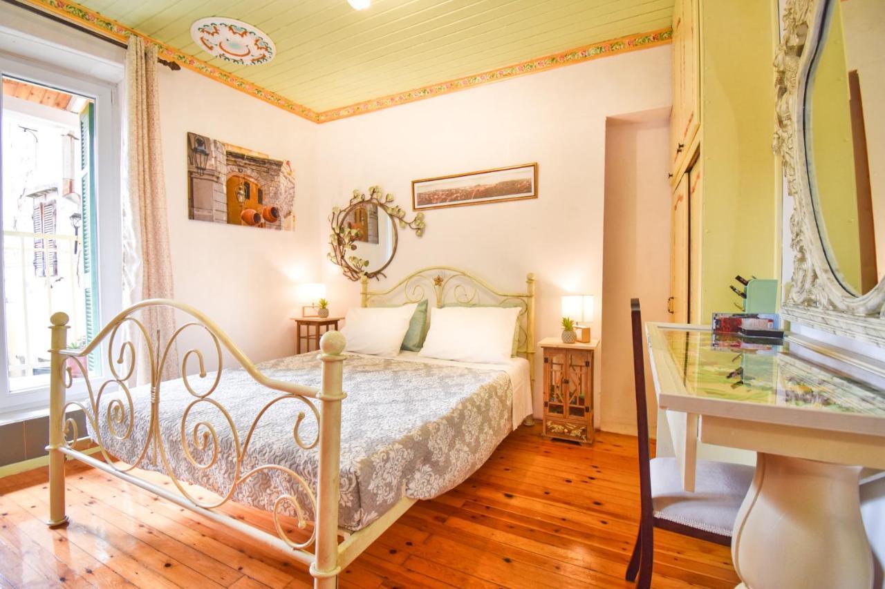 Venetian Well Gallery Apartment In Corfu Old Town Exterior photo